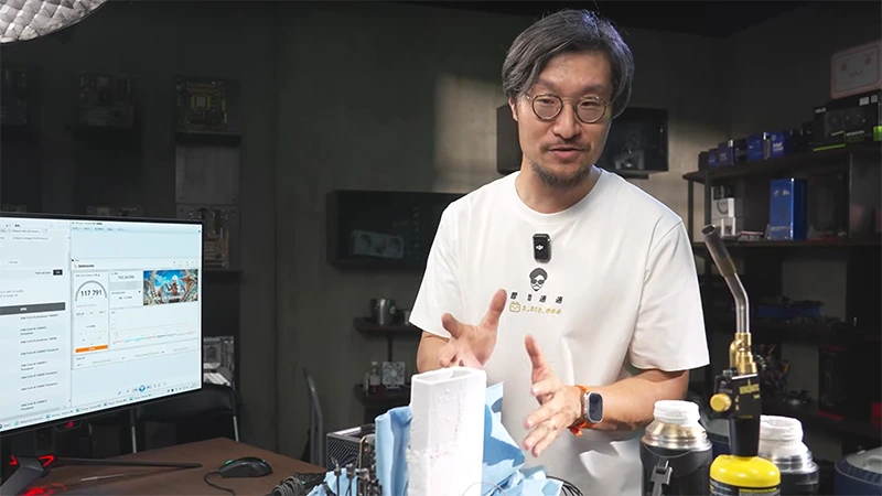 Asus přetaktoval svou GeForce RTX 5090 na skoro 3,4 GHz, vzala si přes 1000 W