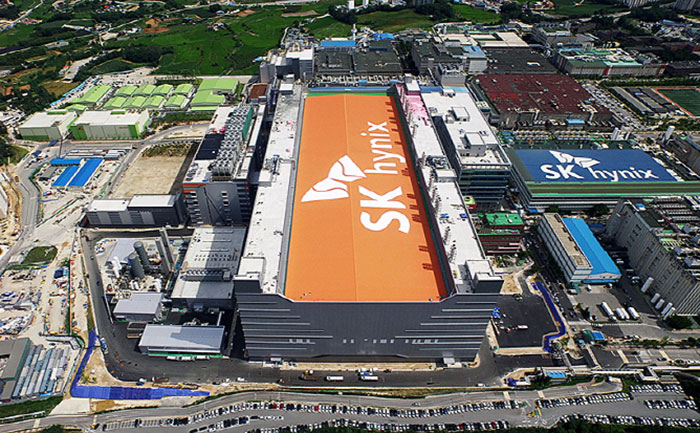 SK Hynix zveřejnil detaily o pamětech DDR5, investovat bude přes 100 miliard USD