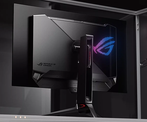 OLED, 4K a 240 Hz přichází: Asus uvádí monitor ROG Swift PG32UCDM