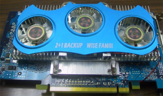 Albatron představuje akcelerátor Albatron PC6800 s Wise Fan III a Heat Pipe