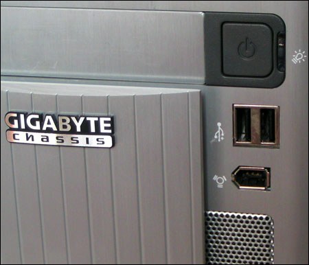 Gigabyte Poseidon: ocelový bůh moře