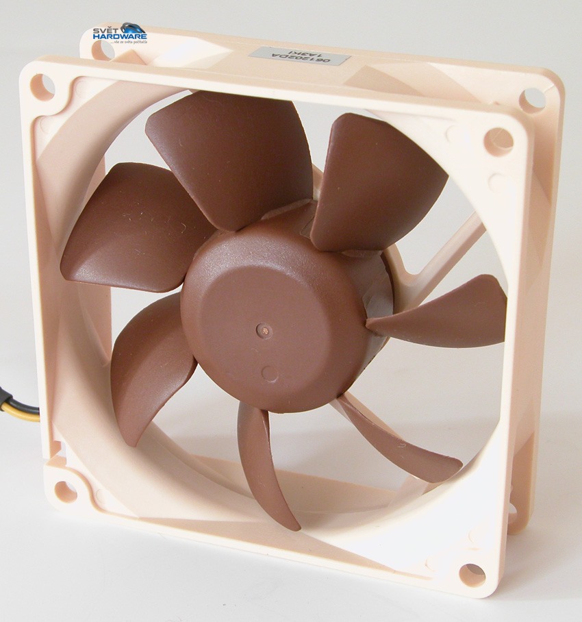 Noctua NF-R8 - osmicentimetrový solitér