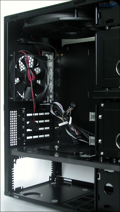 Antec Mini P180: malý silák