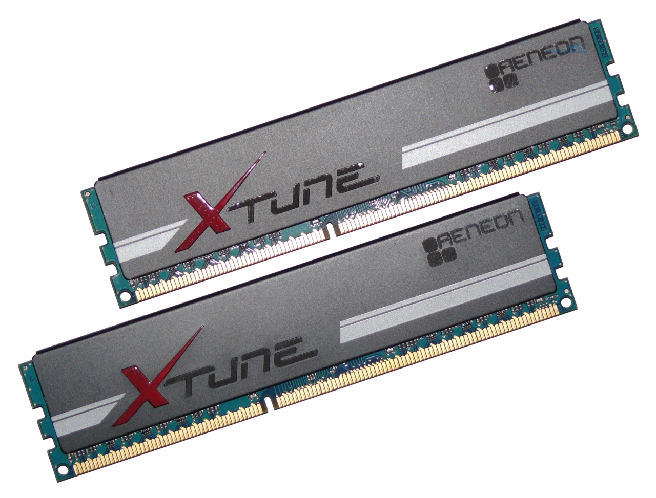 Aeneon Xtune DDR3-1600 (PC3-12900U-9, 2x 2048 MB)