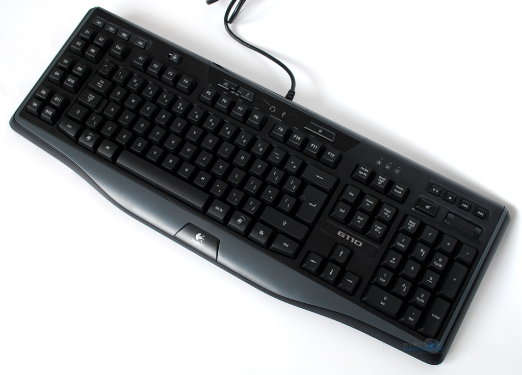 Trio herních klávesnic v akci
