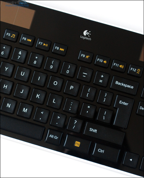 Logitech K750: klávesnice dobíjená světlem