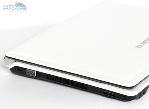 Gigabyte T1028X a M1022M: speciální netbooky