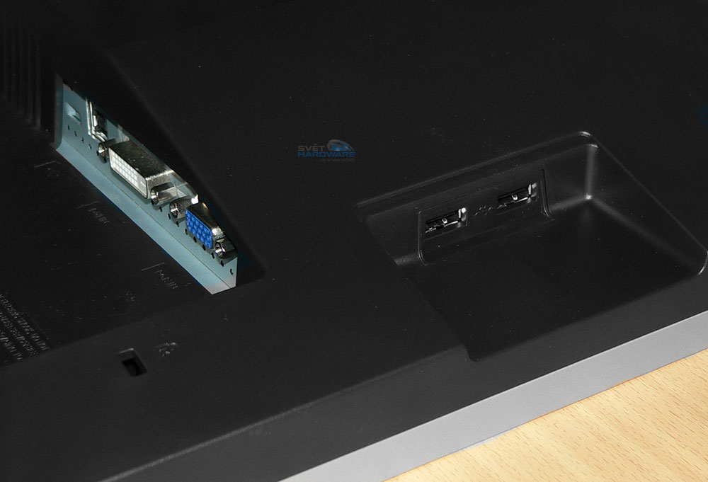 Samsung 940UX: monitor přes USB