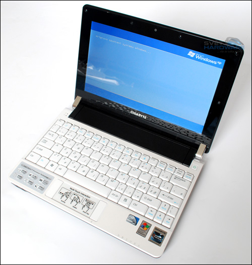 Gigabyte T1028X a M1022M: speciální netbooky