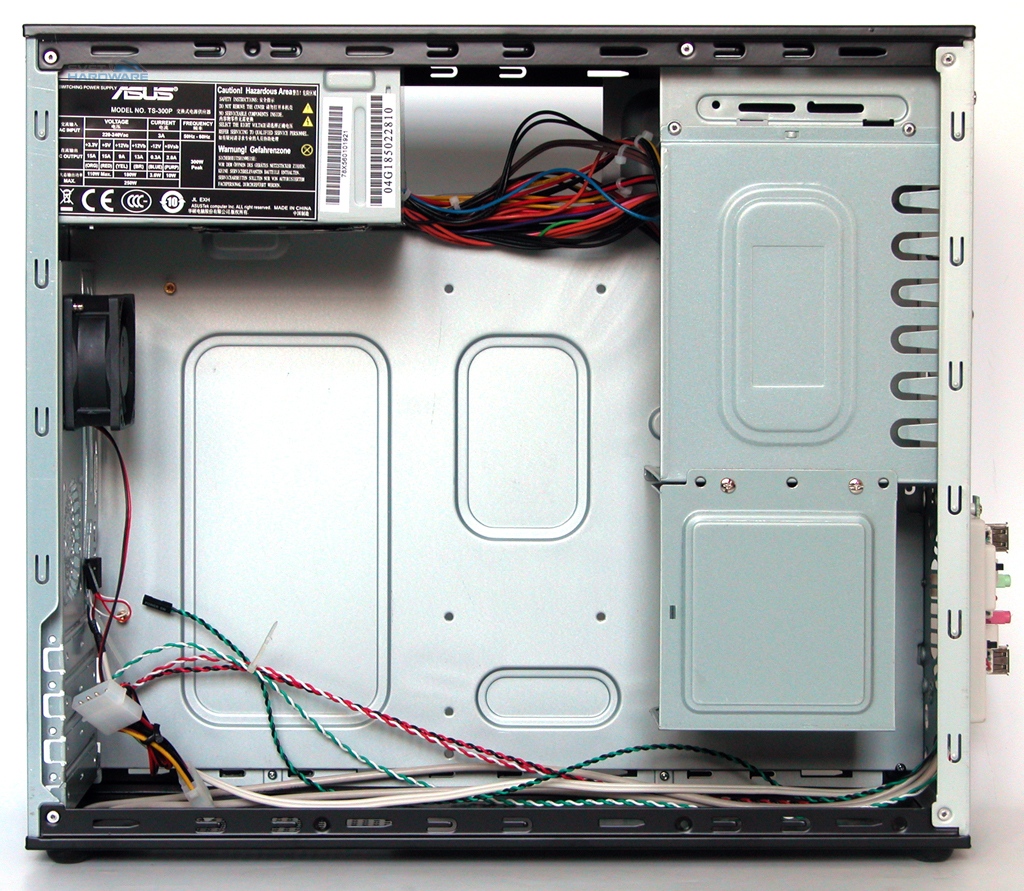 ASUS TS-6A: kompaktní věž