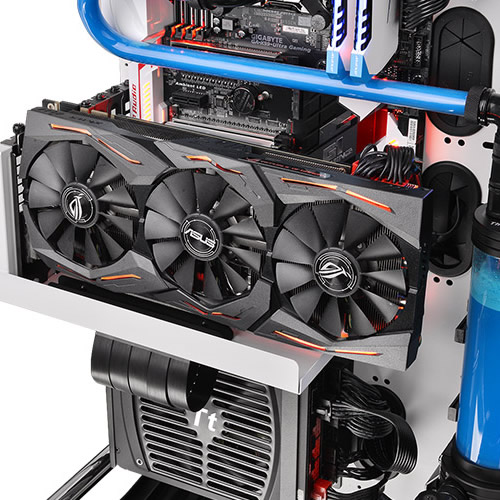 Thermaltake nabízí prodlužovačku pro PCIe 3.0