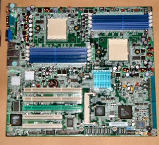 Abit: dva Opterony na ALI/ULI