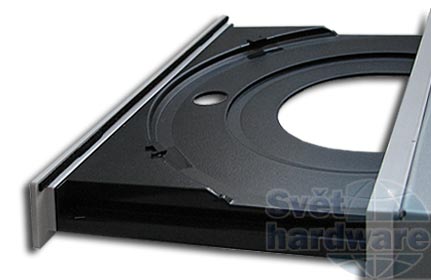 Plextor PX-740A se srdcem od BENQ