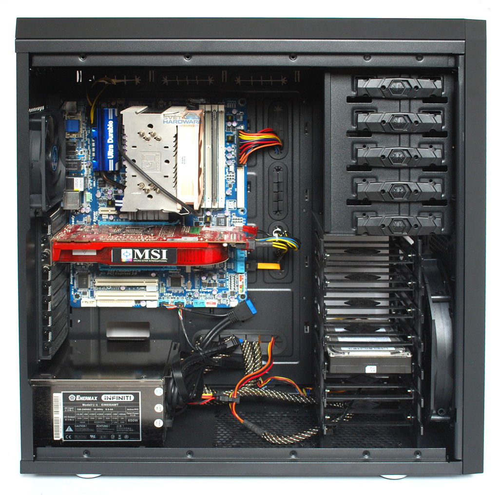 BitFenix Shinobi XL: decentní obr