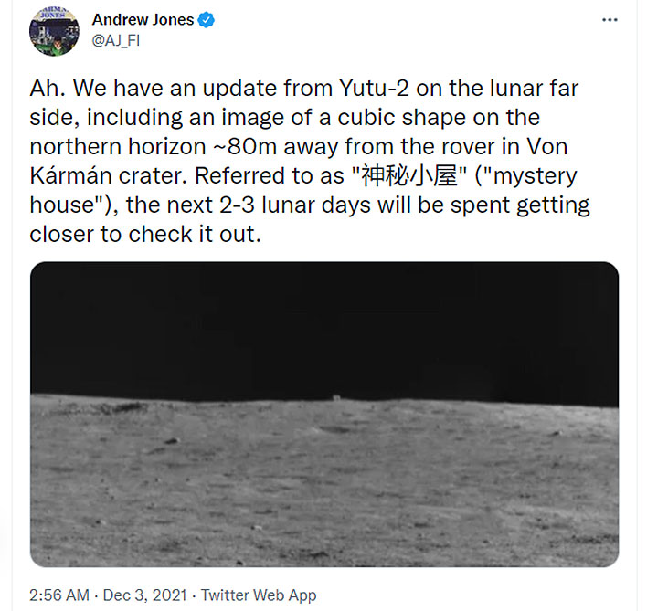 Čínský Yutu-2 se na Měsíci blíží k záhadnému zdánlivě krychlovitému objektu