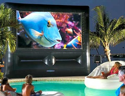 Domácí zahradní kino