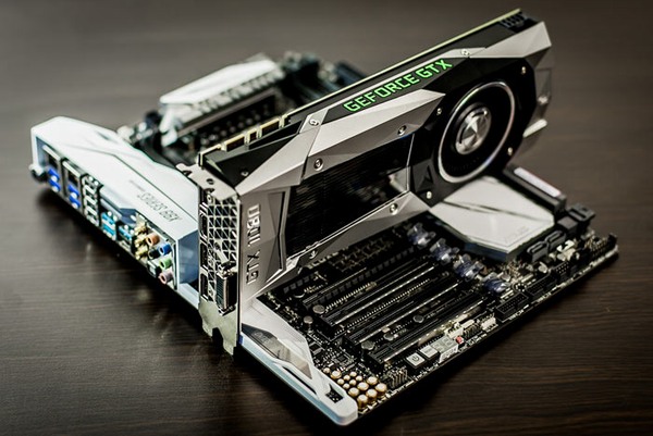 K čemu vůbec jsou karty Founders Edition? Prý k řešení problémů