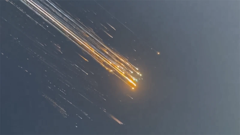 Raketa Starship od SpaceX explodovala, booster se ale ukázkově vrátil k zemi