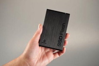 Iomega připravuje 1,8palcové externí SSD