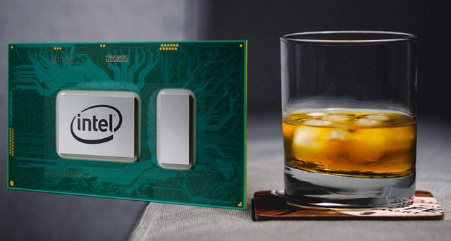 Intel se měl také dobře, opět pokořil rekord v tržbách, ale na 10 nm si počkáme