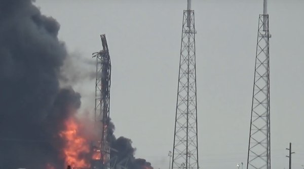 Jak může nehoda Falconu 9 ovlivnit další plány SpaceX?