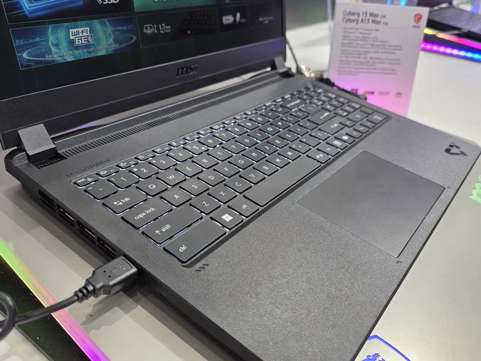 MSI Cyborg 15 Max