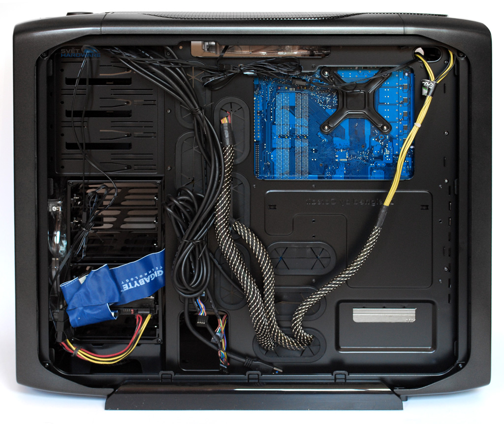 Corsair 600T: kvalitní krasavec