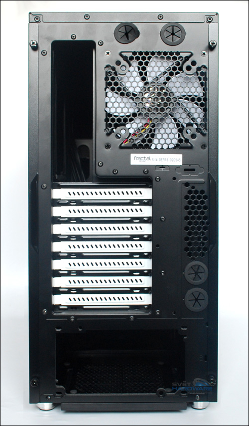 Fractal Design Define R3: funkční minimalismus