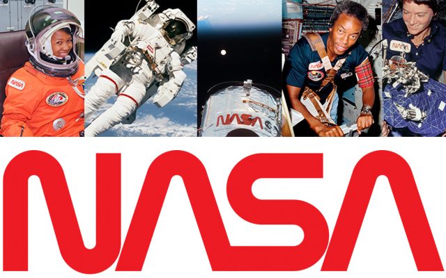 NASA pro start Dragonu s posádkou využije své ikonické "červí" logo