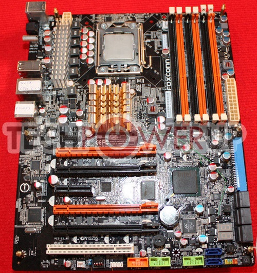 První pohled na X58 základní desky ASUS, Foxconn, Gigabyte a MSI