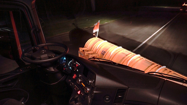 Daimler testuje autonomní sněžné pluhy Mercedes-Benz