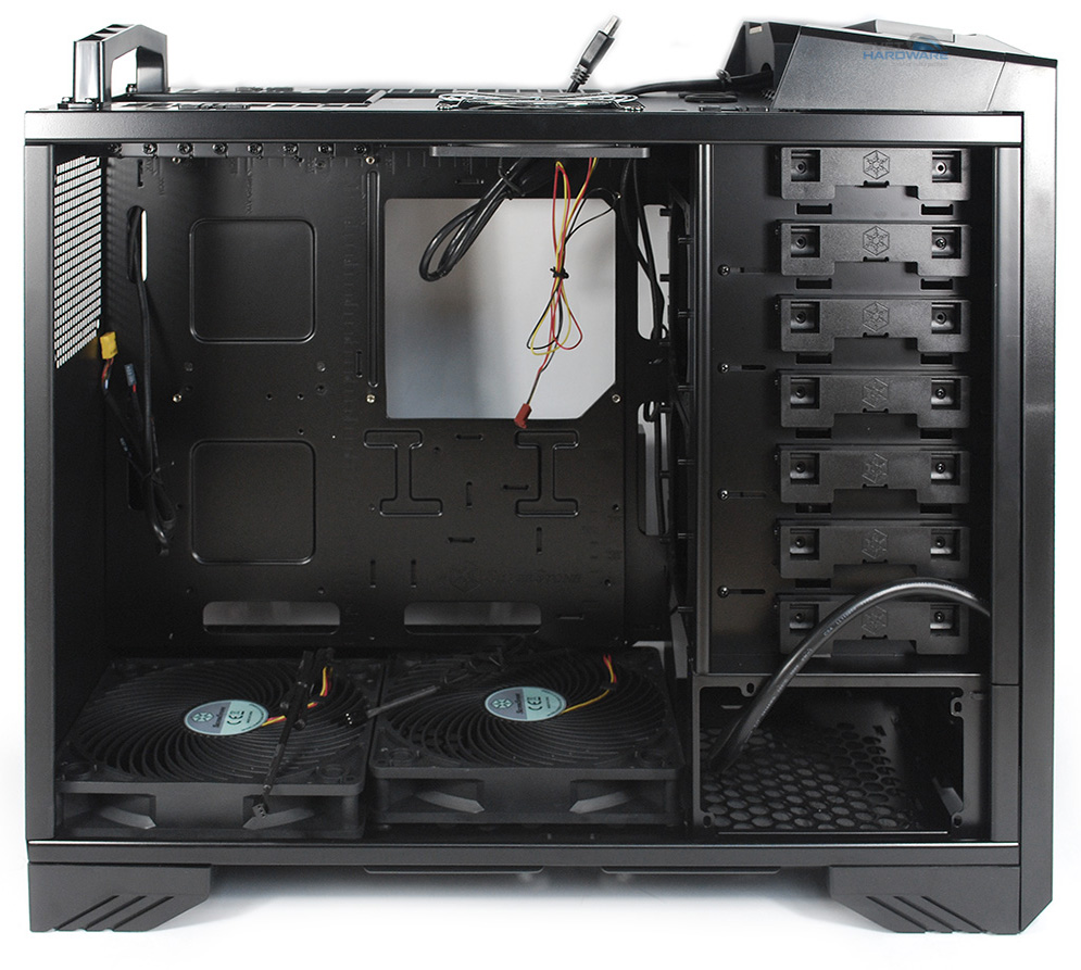 SilverStone Raven RV03: originál každým coulem