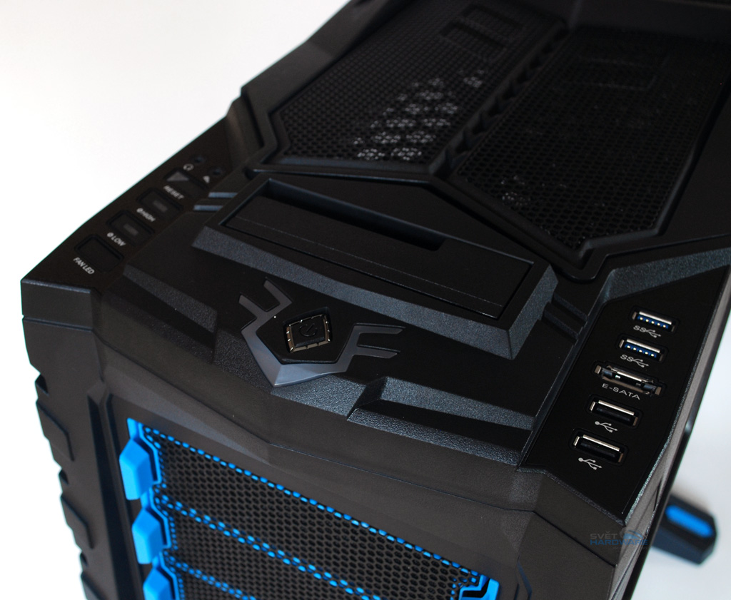 Thermaltake Chaser MK-1: herní velikán