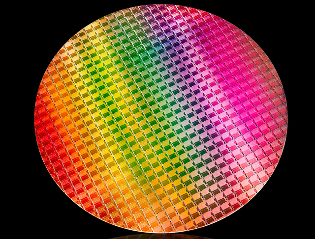 Intel Comet Lake: 10 jader a nová patice?