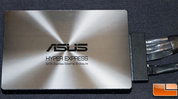 Asus HyperXpress: jeho první SSD se SATA Express