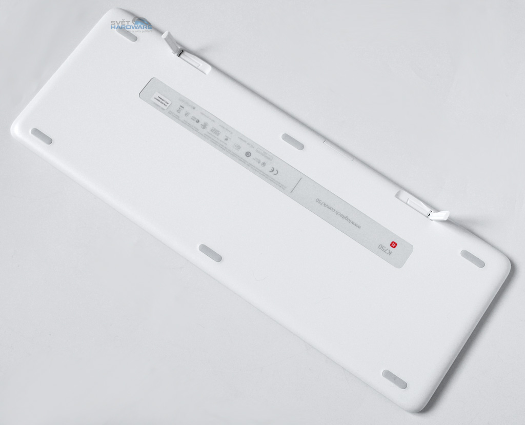 Logitech K750: klávesnice dobíjená světlem