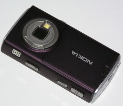 Nokia N95 – tisíc a jedna věc do kapsy
