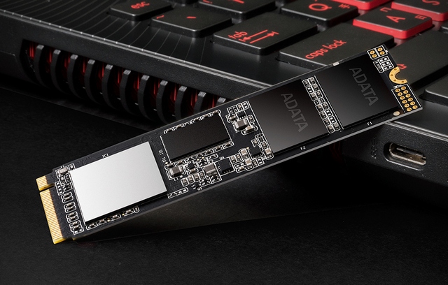 ADATA uvádí své nejrychlejší SSD pro běžné sestavy: XPG SX8200