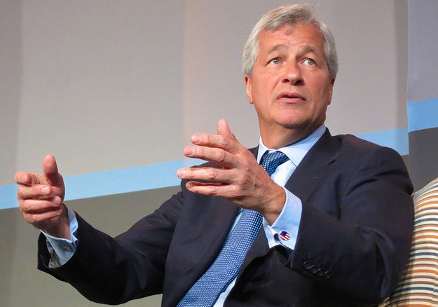 CEO JPMorgan: všechny kryptoměny jsou podvod a budou zrušeny