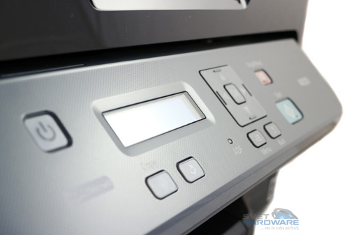 Epson WorkForce M200: černobíle, ale skoro zadarmo