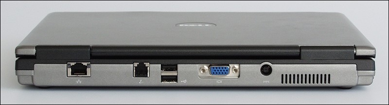 Dell Latitude D410: notebook jako dělaný na práci v terénu