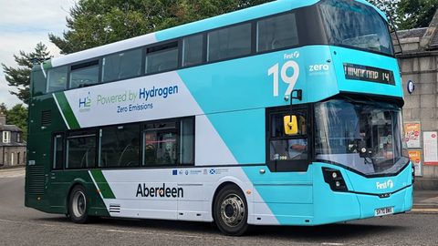 skoncil-dalsi-vodikovy-sen-aberdeen-se-marne-snazi-zbavit-25-autobusu-na-h2