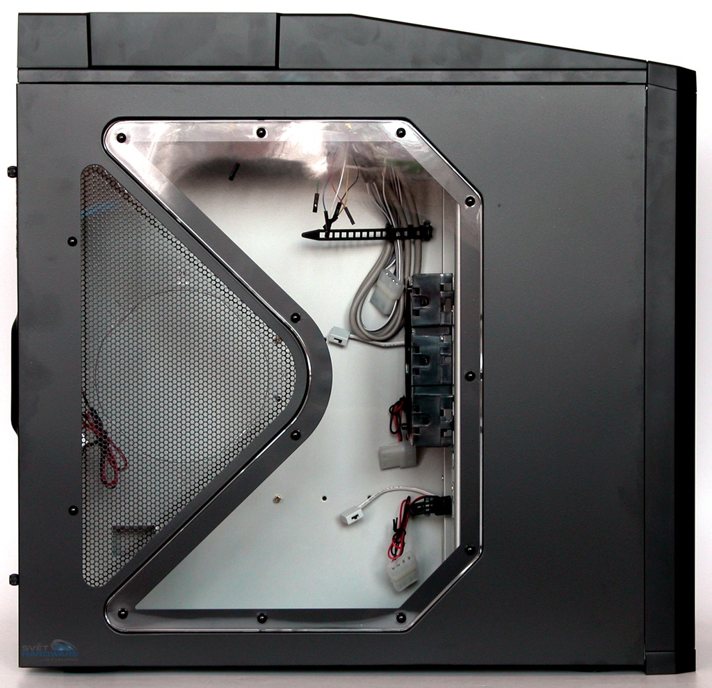 Antec Nine Hundred: zaměřeno na chlazení