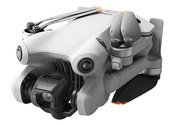 Dron DJI Mini 4 Pro zvládá 4K60p HDR video a lépe se vyhýbá překážkám