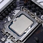 Core i3-12100 v prvních testech překonává nedostupný Ryzen 3 3300X