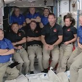 Crew Dragon s posádkou znovu vzlétl, astronauti už dorazili na ISS