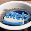 Intel šetří a ruší zaměstnanecké výhody, přepískl to a vrací kafe a čaj zdarma