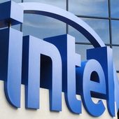 Intel zažil rekordní rok, ale poslední kvartál byl slabý, stejně jako je výhled do budoucna