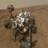 Mars je dle Curiosity pokryt organickým materiálem, našel se také bór