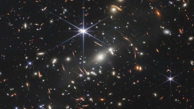 NASA zveřejnila nejostřejší snímek vesmíru z Webbova teleskopu